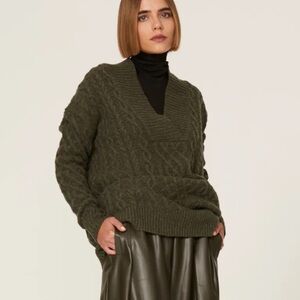 CO $895 Olive Cable Knit Sweater XS